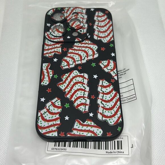 iPhone 14 Pro Phone Case Christmas Tree Snack Cake - Picture 1 of 2